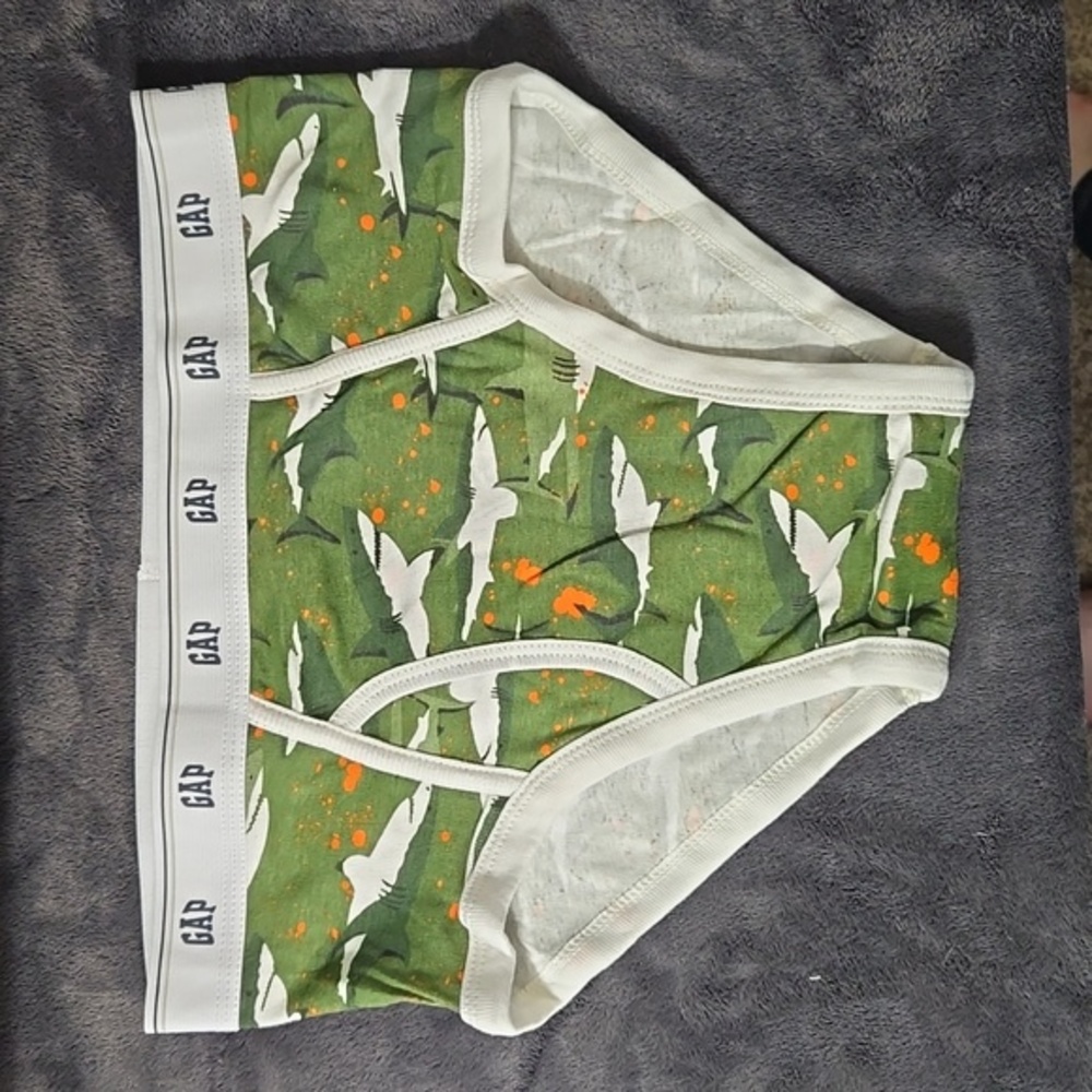 GAP Shark Print Briefs - Green (26")
